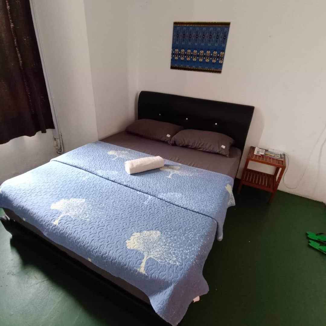 Tabun Homestay Miri Esterno foto